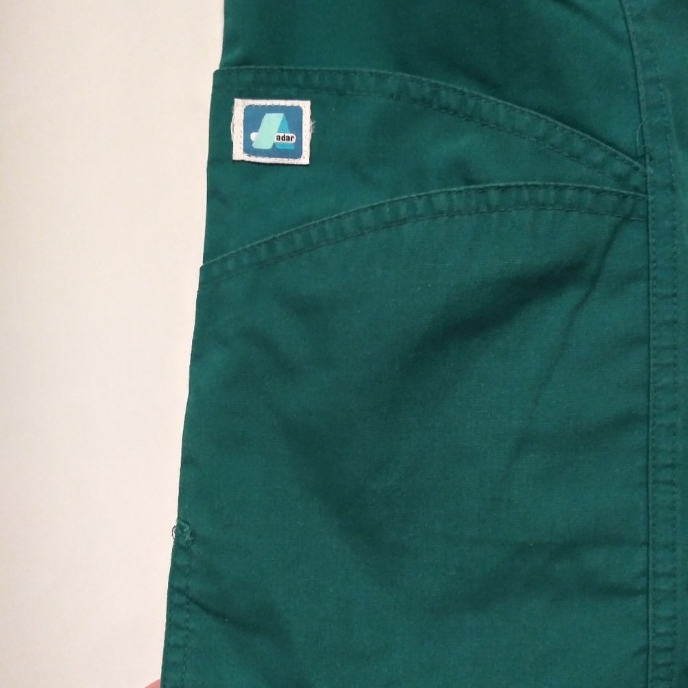 Adar Scrub Set Hunter Green - Picture 4 of 12